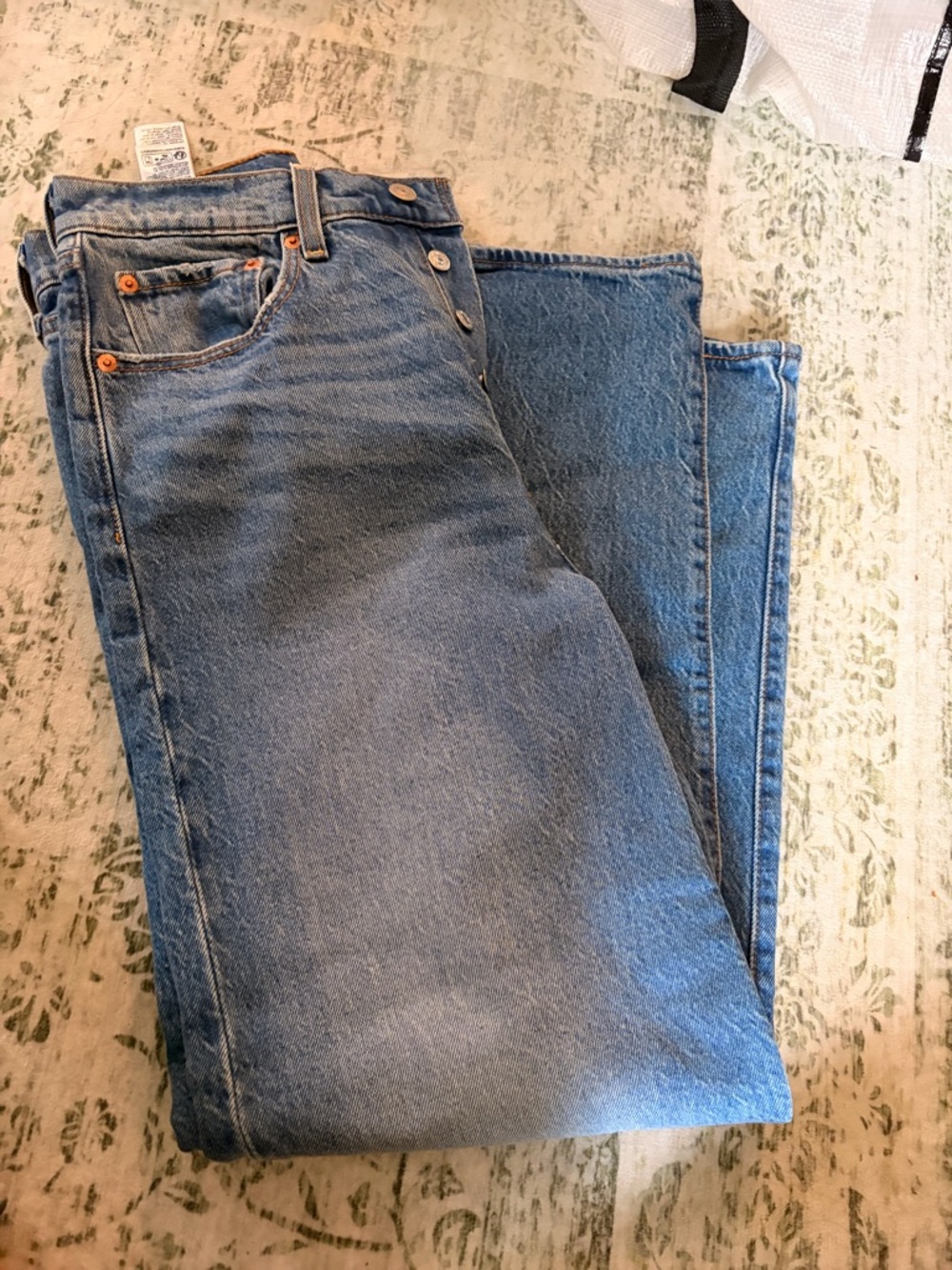 Levi's High-Rise Women's Blue Denim Jeans